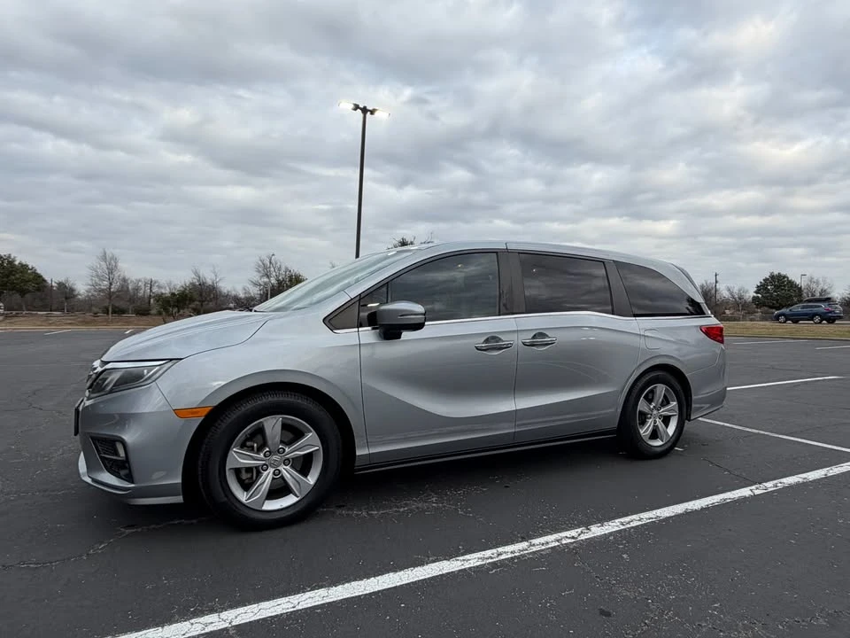2018 Honda Odyssey - Image 2 of 20