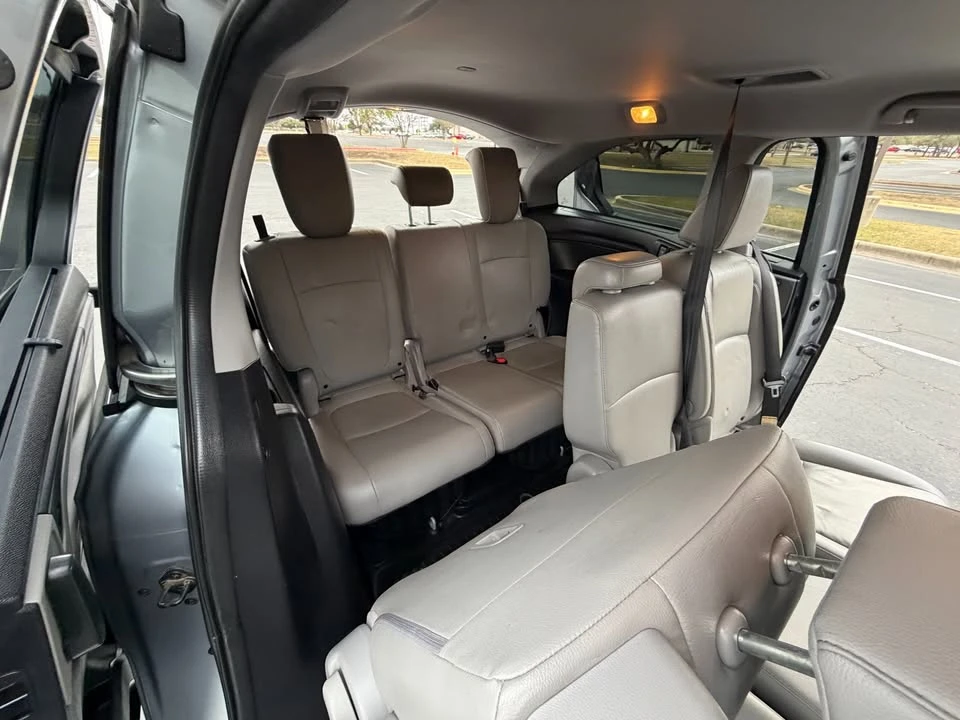 2018 Honda Odyssey - Image 15 of 20
