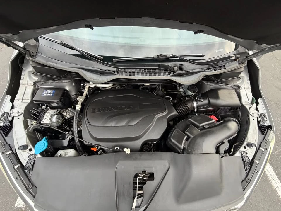 2018 Honda Odyssey - Image 17 of 20