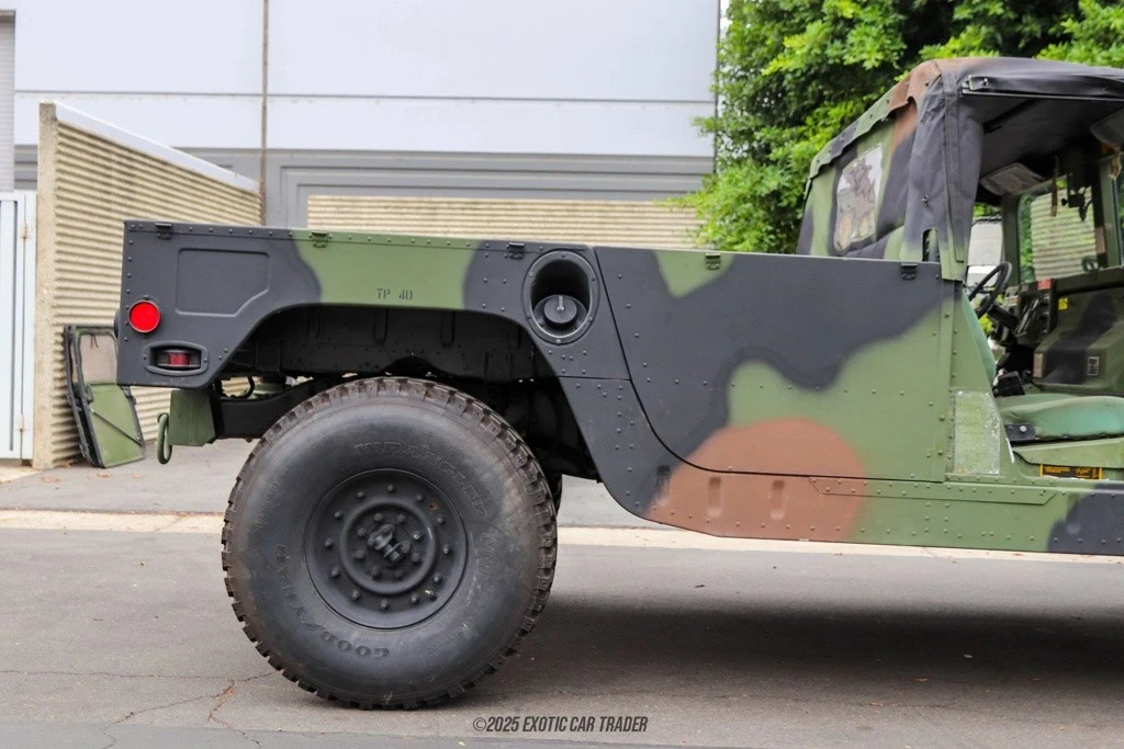 2018 Hummer HMMWV - Image 10 of 12