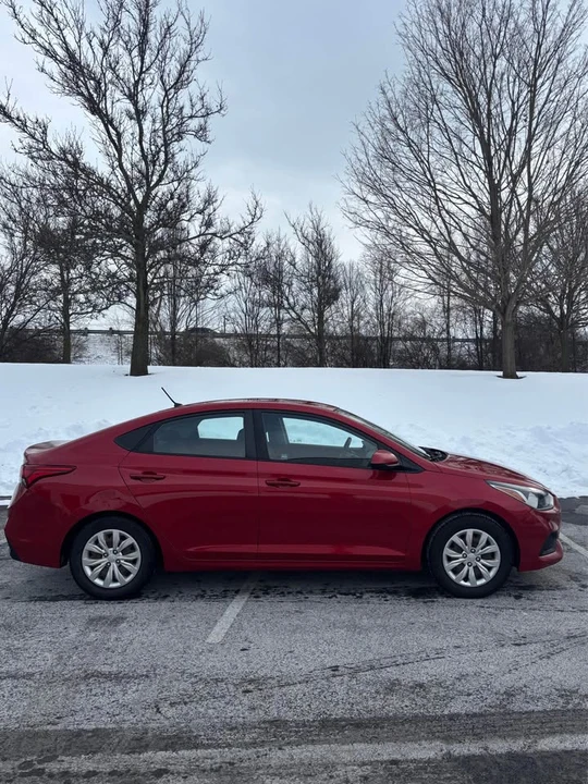 2018 Hyundai Accent - Image 3 of 10
