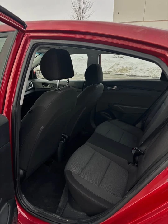 2018 Hyundai Accent - Image 7 of 10