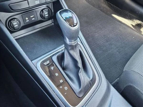 2018 Hyundai Accent - Image 14 of 21