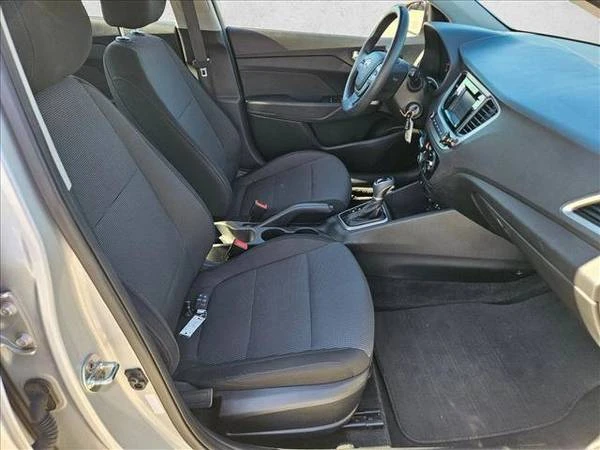 2018 Hyundai Accent - Image 19 of 21