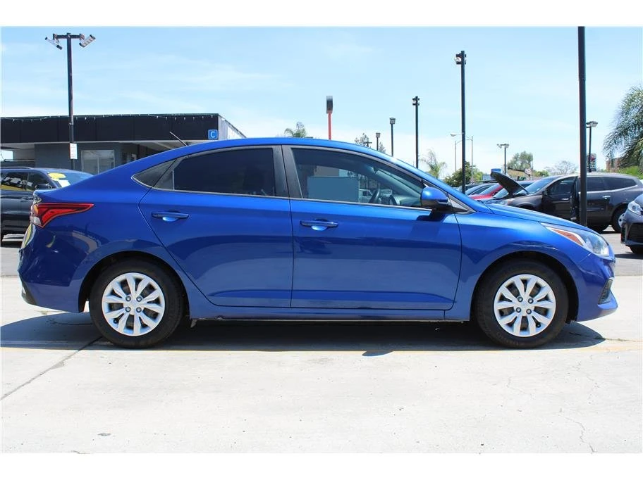 2018 Hyundai Accent - Image 6 of 10