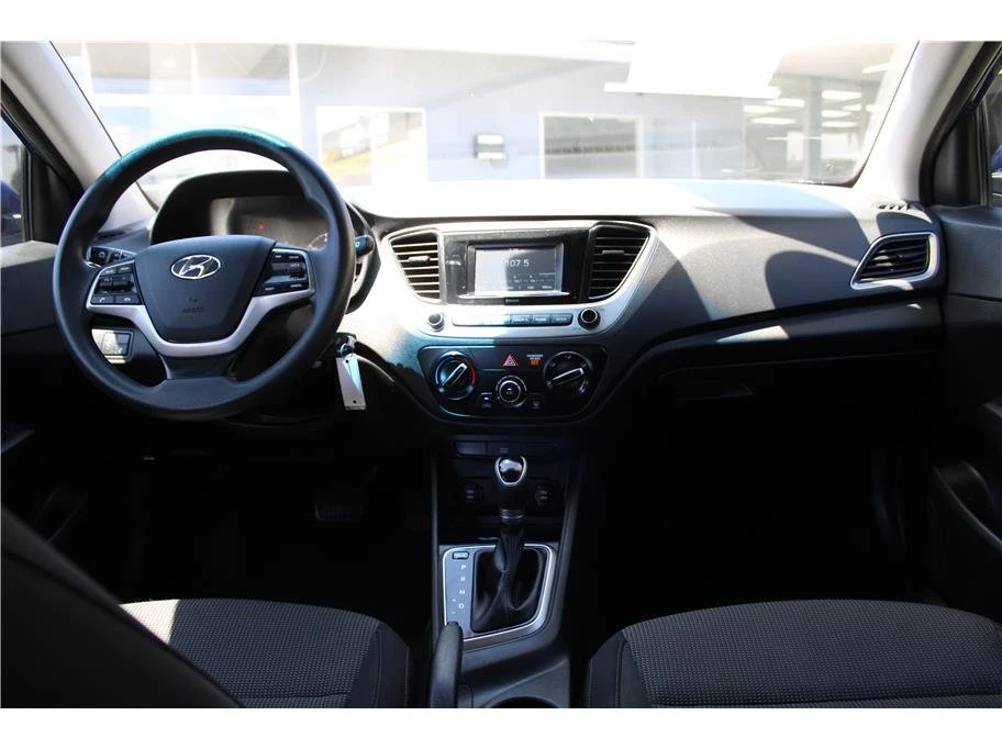 2018 Hyundai Accent - Image 5 of 10