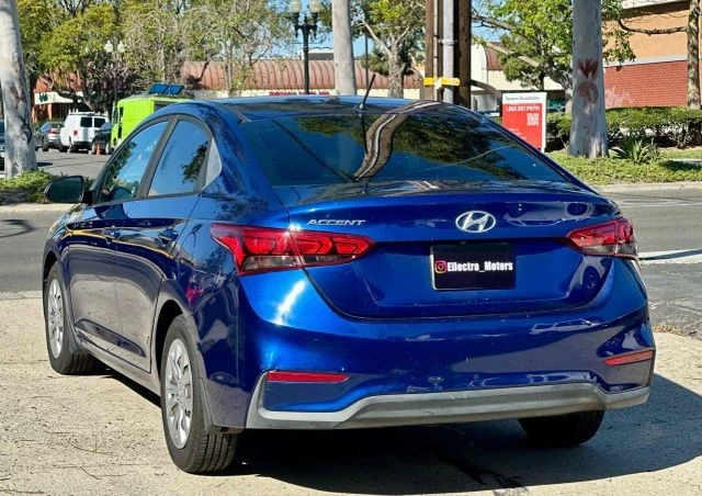 2018 Hyundai Accent - Image 11 of 21