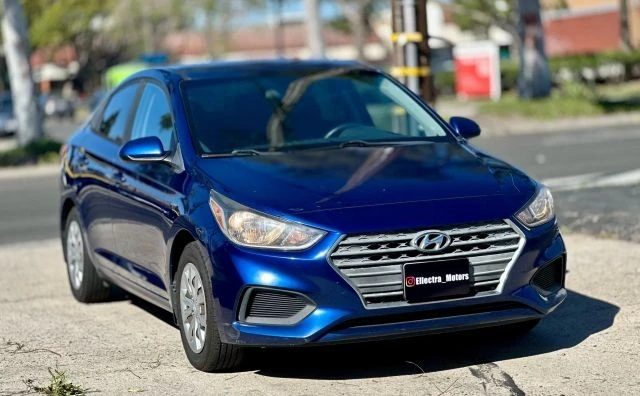 2018 Hyundai Accent - Image 9 of 21
