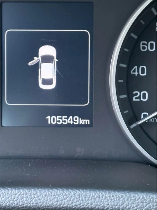 2018 Hyundai Elantra - Image 4 of 7