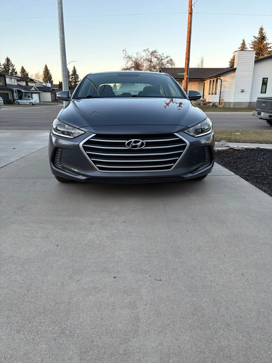 2018 Hyundai Elantra - Image 2 of 7