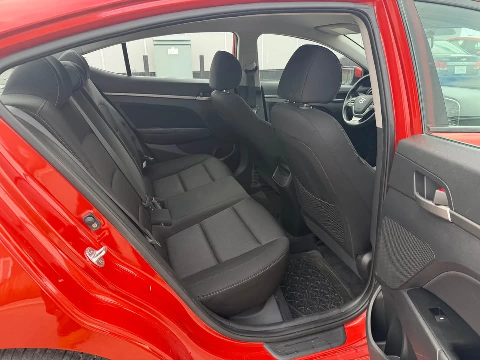 2018 Hyundai Elantra - Image 10 of 13