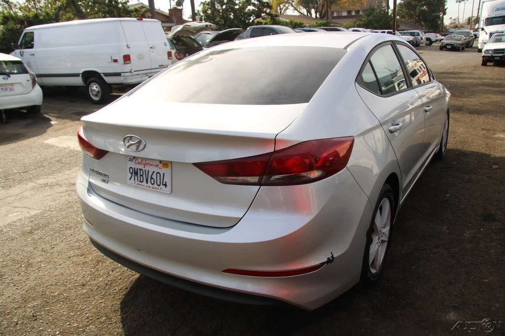 2018 Hyundai Elantra - Image 6 of 21