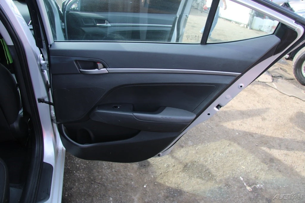 2018 Hyundai Elantra - Image 21 of 21