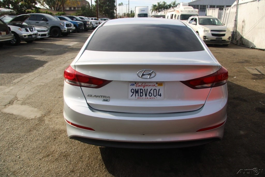 2018 Hyundai Elantra - Image 5 of 21