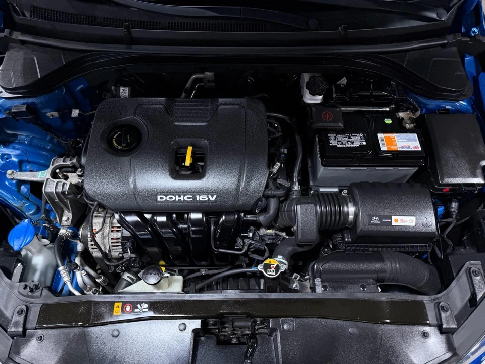 2018 Hyundai Elantra - Image 6 of 27