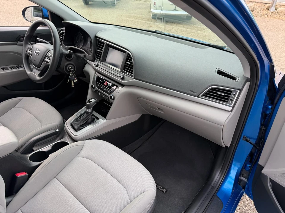 2018 Hyundai Elantra - Image 21 of 27