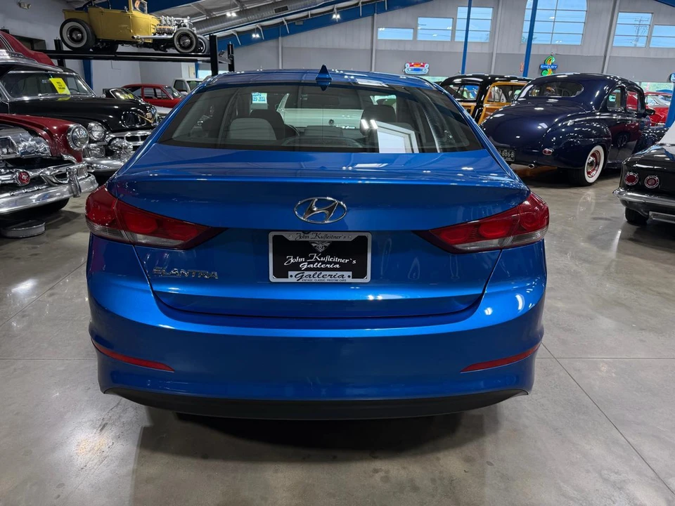 2018 Hyundai Elantra - Image 3 of 27