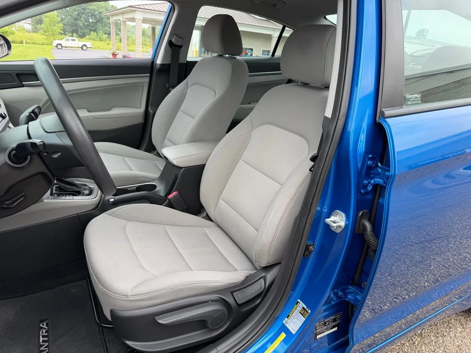 2018 Hyundai Elantra - Image 15 of 27