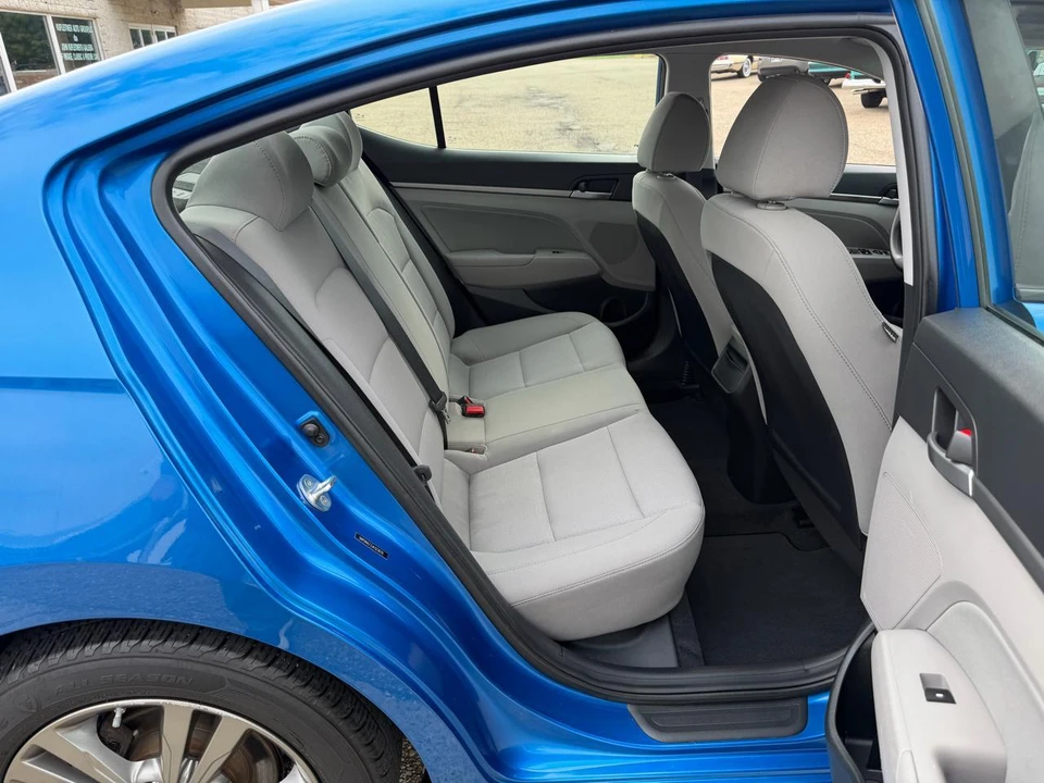 2018 Hyundai Elantra - Image 24 of 27