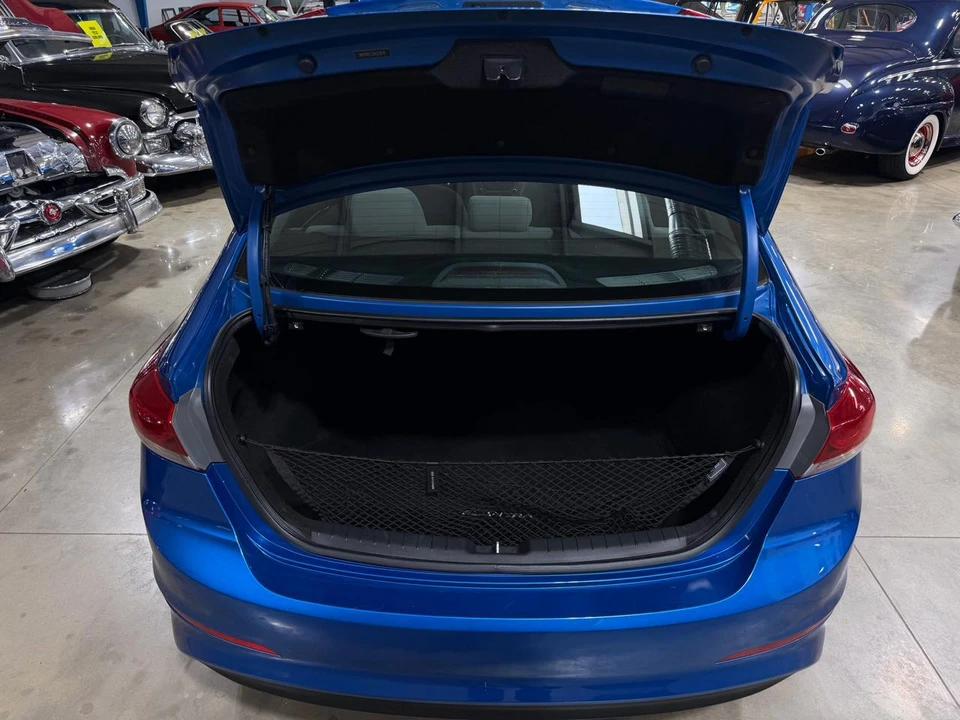 2018 Hyundai Elantra - Image 26 of 27