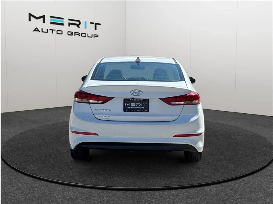 2018 Hyundai Elantra - Image 8 of 21