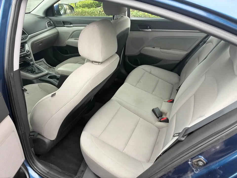 2018 Hyundai Elantra - Image 8 of 10