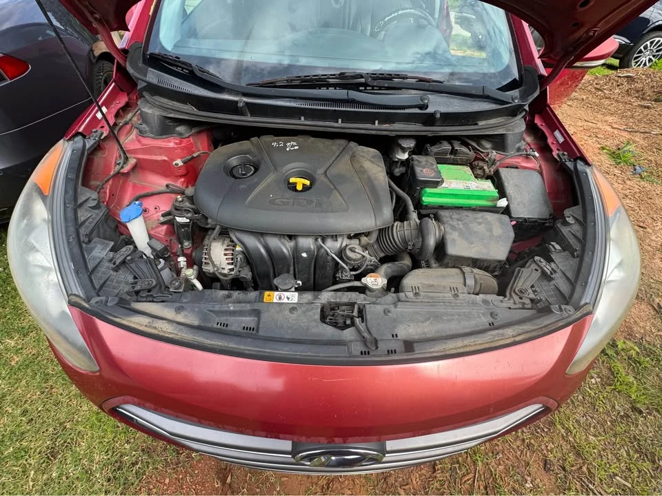 2018 Hyundai Elantra - Image 2 of 8