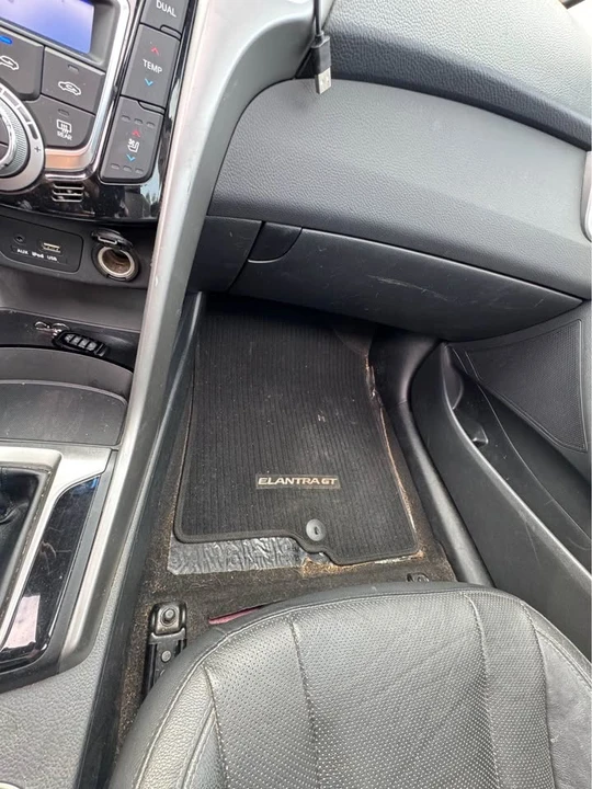 2018 Hyundai Elantra - Image 8 of 8