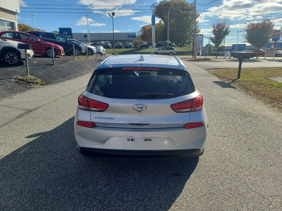 2018 Hyundai Elantra - Image 6 of 21