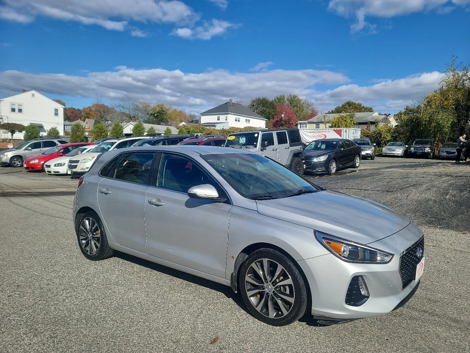 2018 Hyundai Elantra - Image 9 of 21