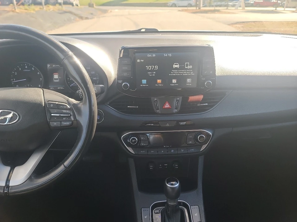 2018 Hyundai Elantra - Image 16 of 21