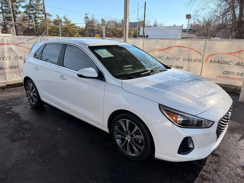 2018 Hyundai Elantra - Image 7 of 12