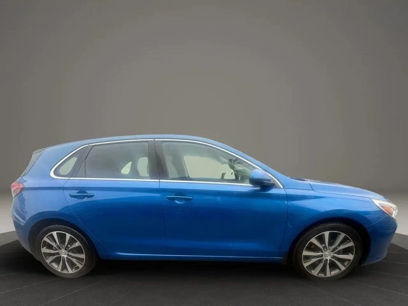 2018 Hyundai Elantra - Image 4 of 12