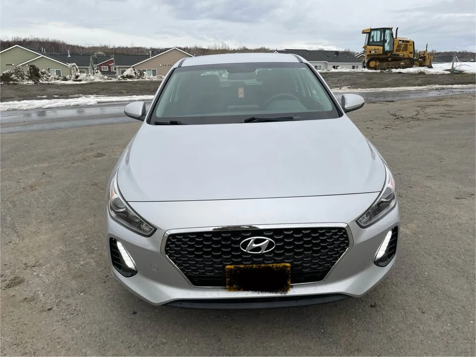 2018 Hyundai Elantra - Image 2 of 7