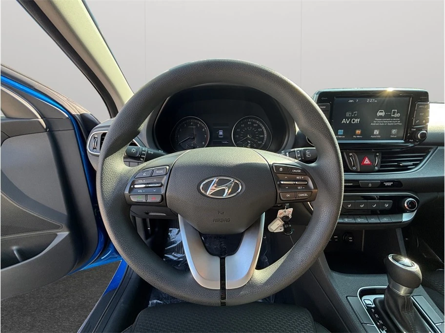 2018 Hyundai Elantra - Image 17 of 21