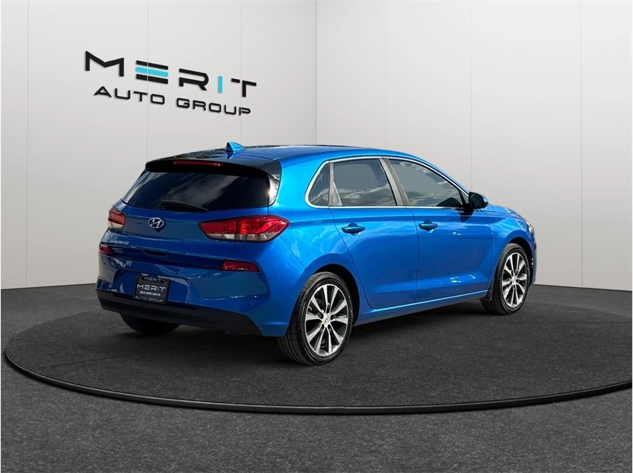 2018 Hyundai Elantra - Image 9 of 21