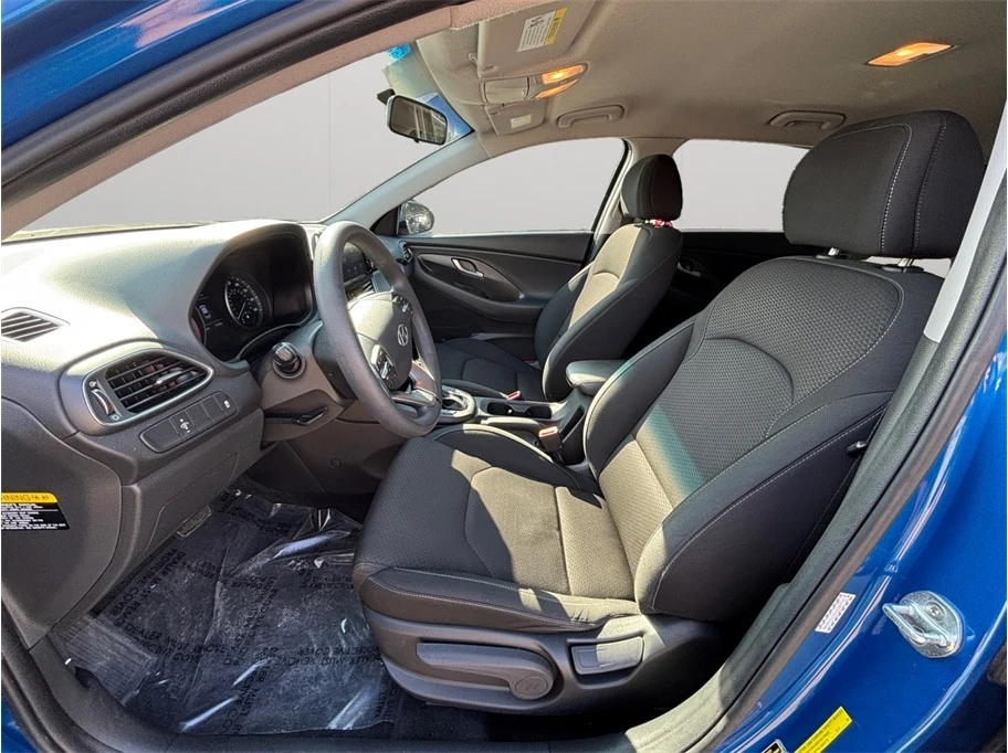 2018 Hyundai Elantra - Image 2 of 21