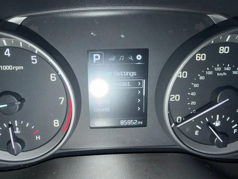2018 Hyundai Elantra - Image 11 of 12