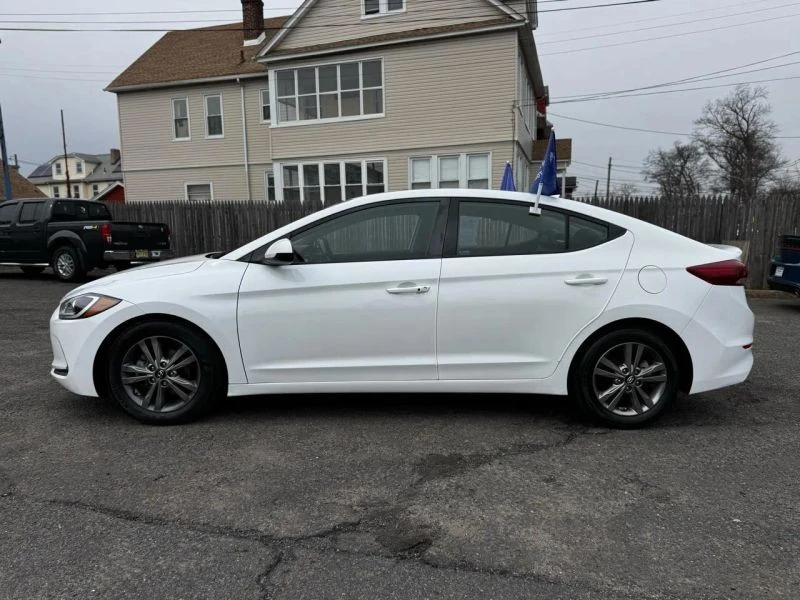 2018 Hyundai Elantra - Image 7 of 12