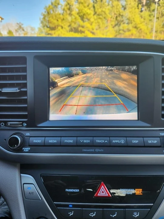 2018 Hyundai Elantra - Image 16 of 21