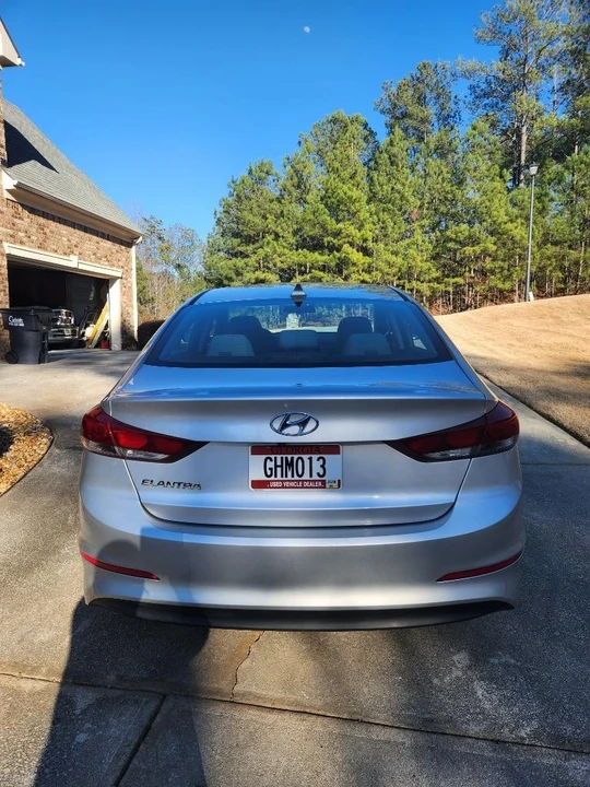 2018 Hyundai Elantra - Image 6 of 21