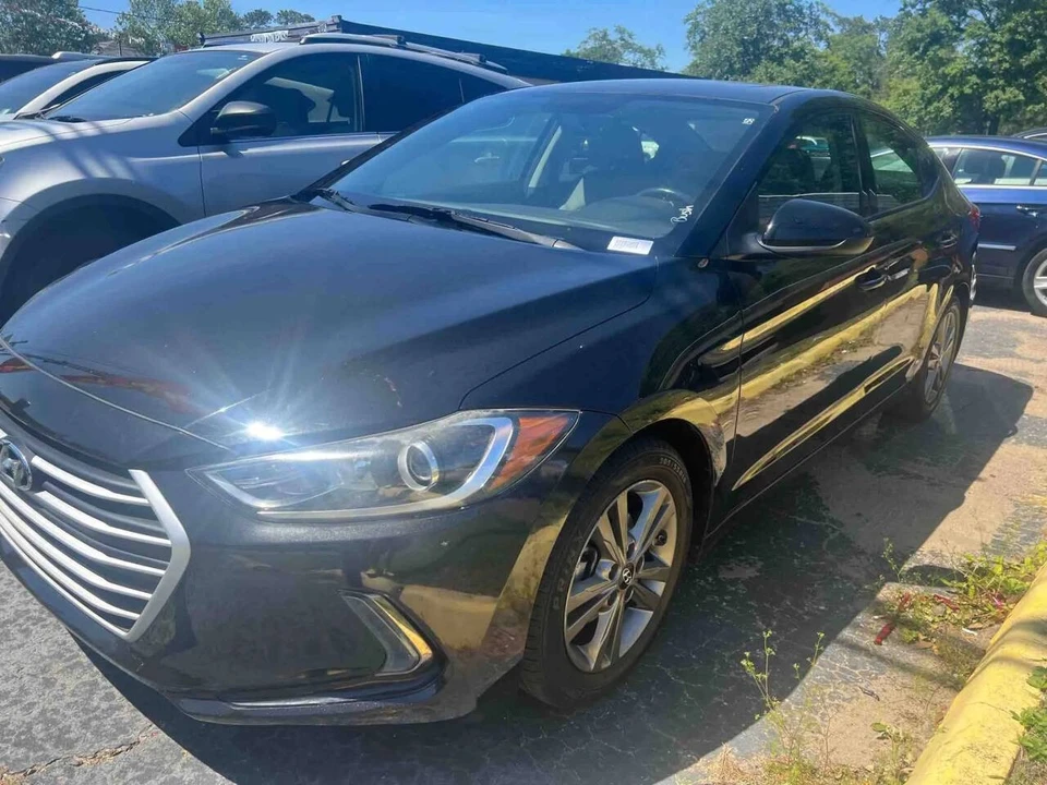 2018 Hyundai Elantra - Image 2 of 21