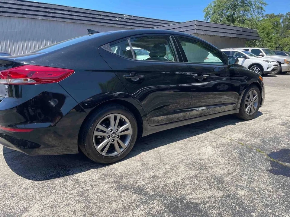 2018 Hyundai Elantra - Image 14 of 21