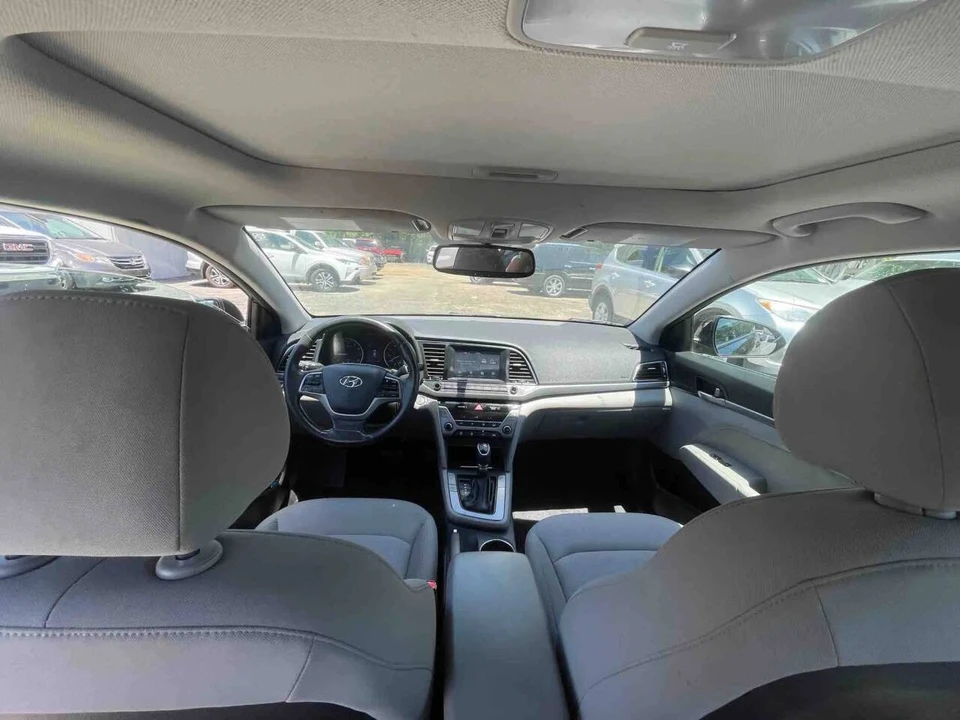 2018 Hyundai Elantra - Image 19 of 21
