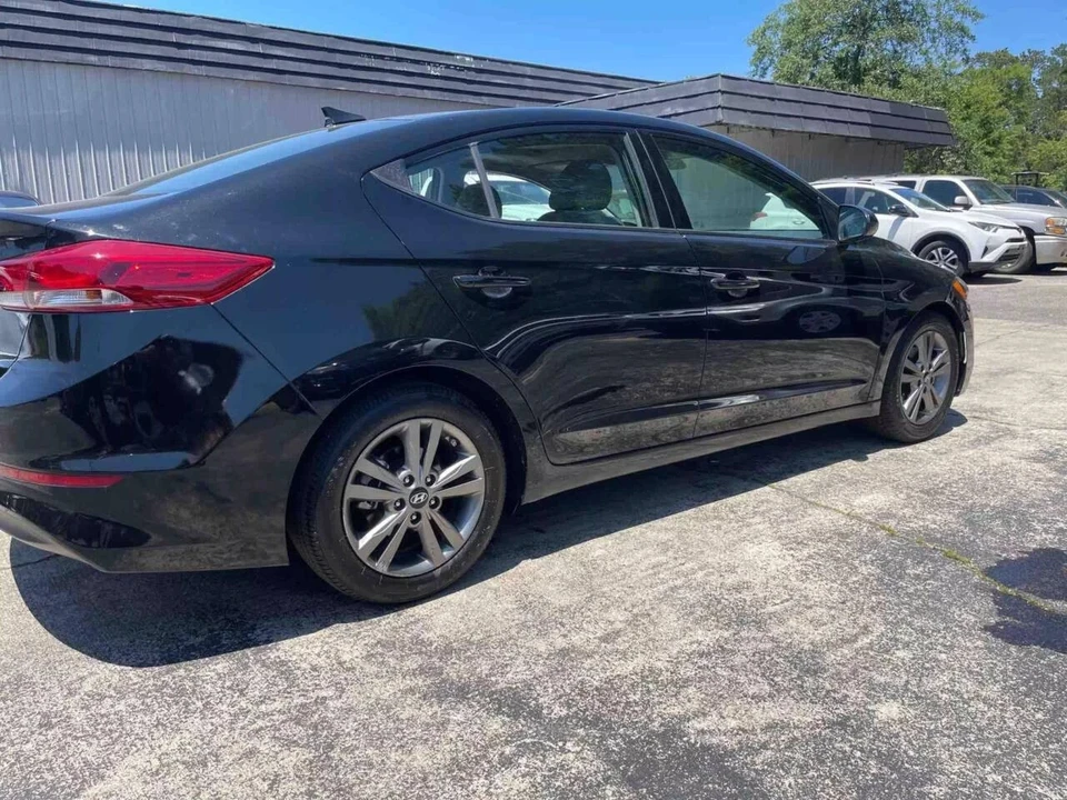 2018 Hyundai Elantra - Image 14 of 21