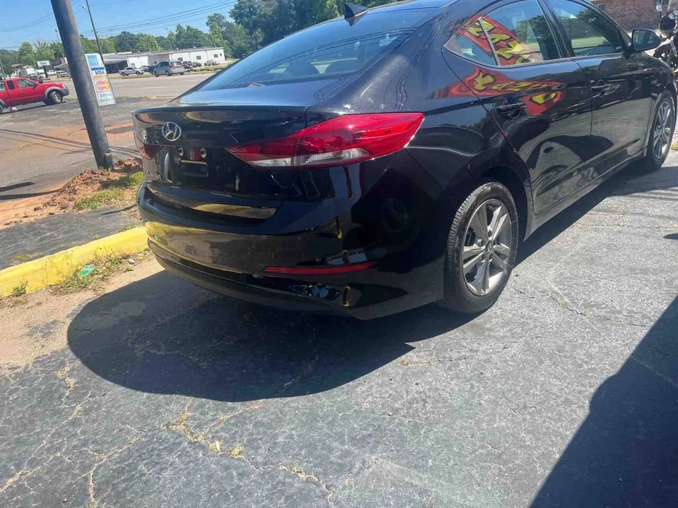 2018 Hyundai Elantra - Image 4 of 21