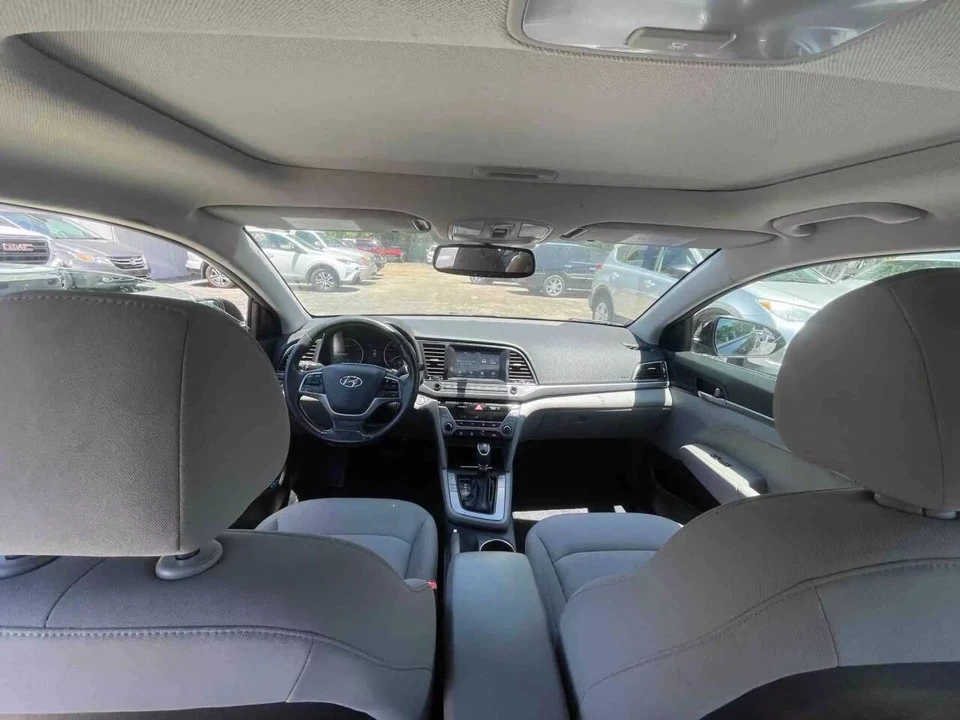 2018 Hyundai Elantra - Image 19 of 21