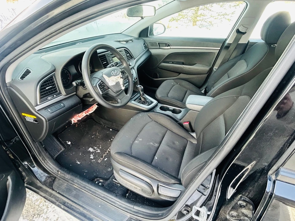 2018 Hyundai Elantra - Image 6 of 15