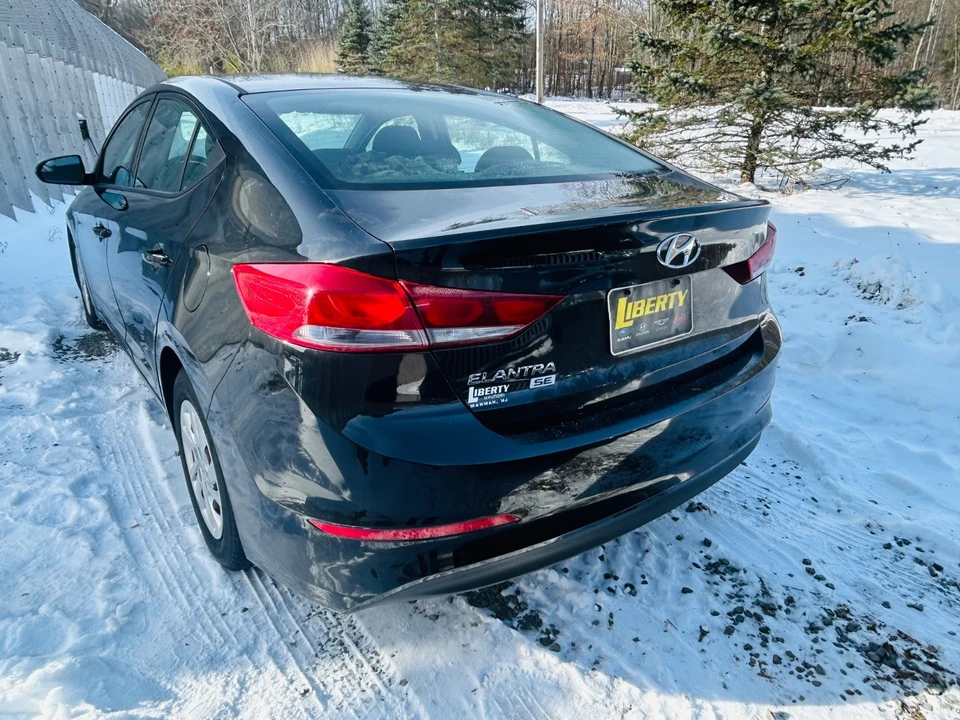 2018 Hyundai Elantra - Image 14 of 15