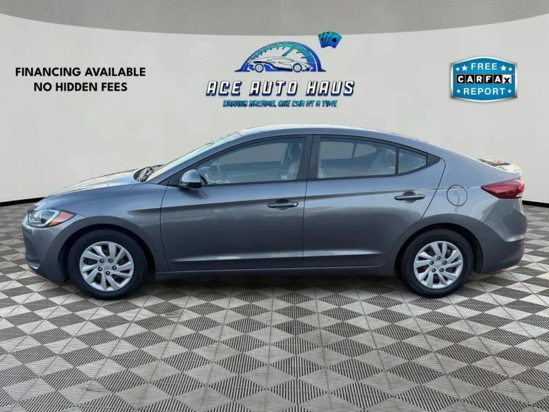 2018 Hyundai Elantra - Image 4 of 12